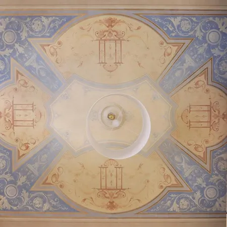 Luxury With Amazing Terrace In Florence-hosted By Sweetstay * Florence