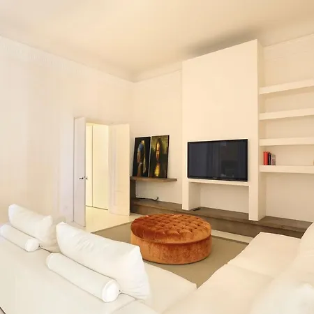 Luxury With Amazing Terrace In Florence-hosted By Sweetstay Florence
